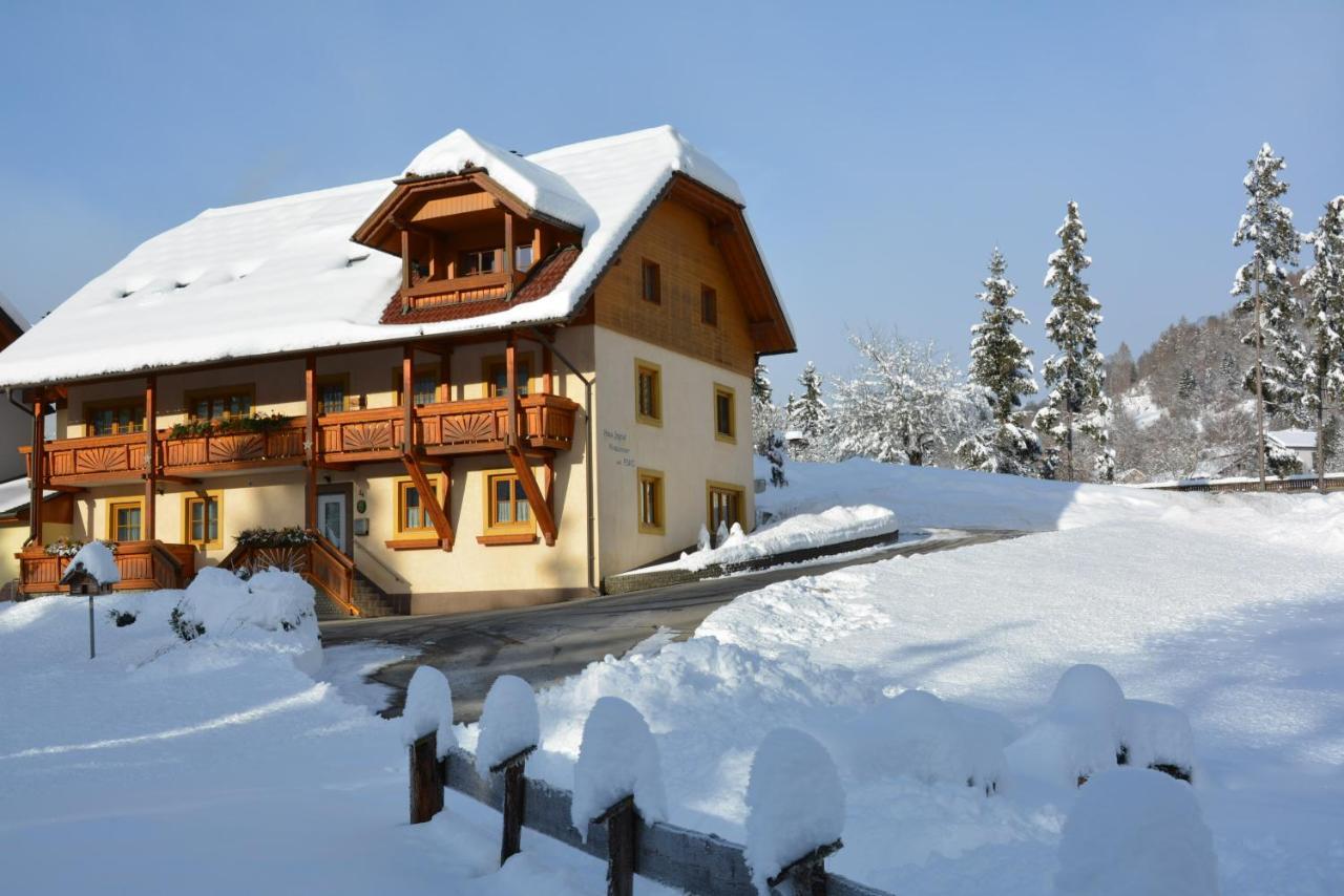 Haus Ingrid Apartamento Sankt Georgen ob Murau Exterior foto
