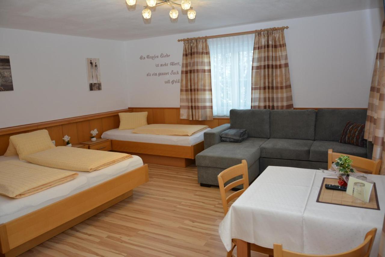 Haus Ingrid Apartamento Sankt Georgen ob Murau Exterior foto