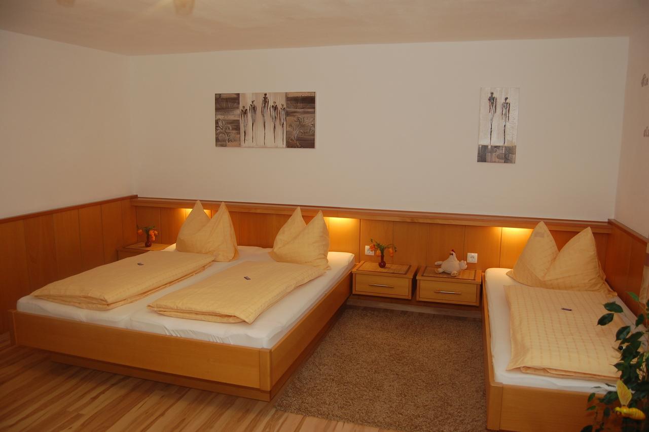 Haus Ingrid Apartamento Sankt Georgen ob Murau Exterior foto