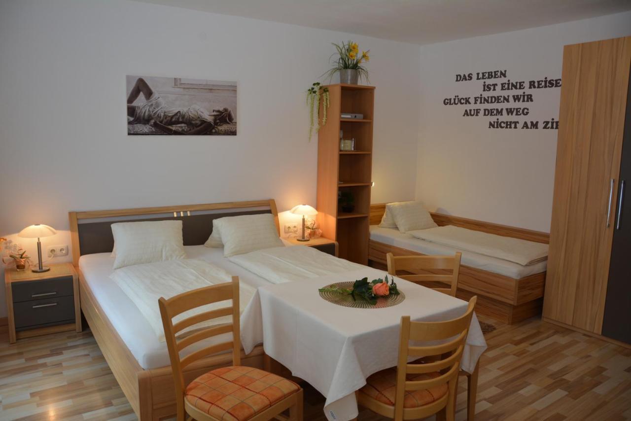 Haus Ingrid Apartamento Sankt Georgen ob Murau Exterior foto