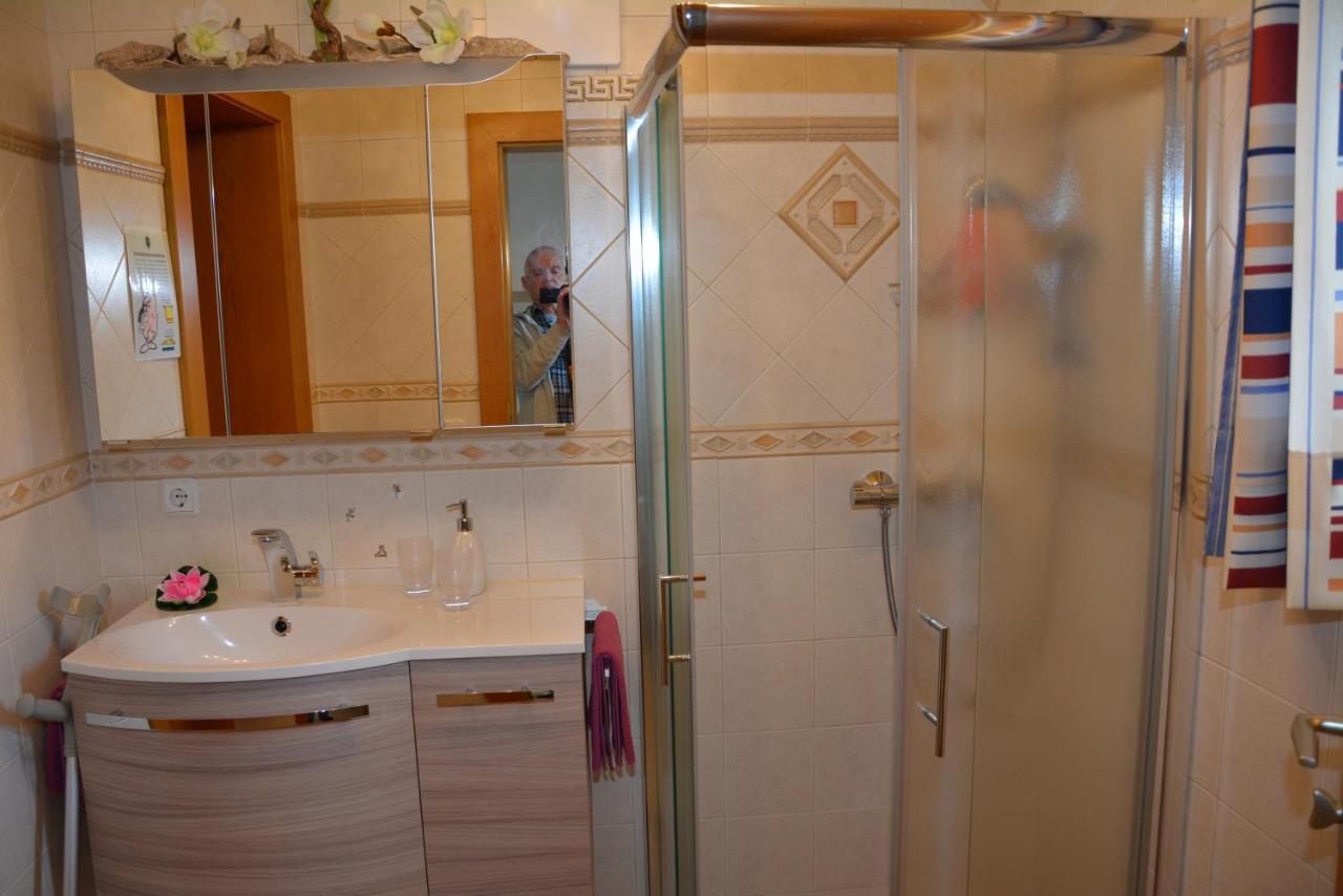 Haus Ingrid Apartamento Sankt Georgen ob Murau Exterior foto