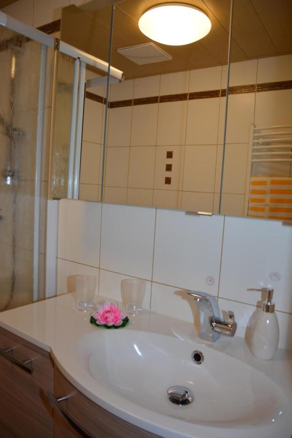 Haus Ingrid Apartamento Sankt Georgen ob Murau Exterior foto